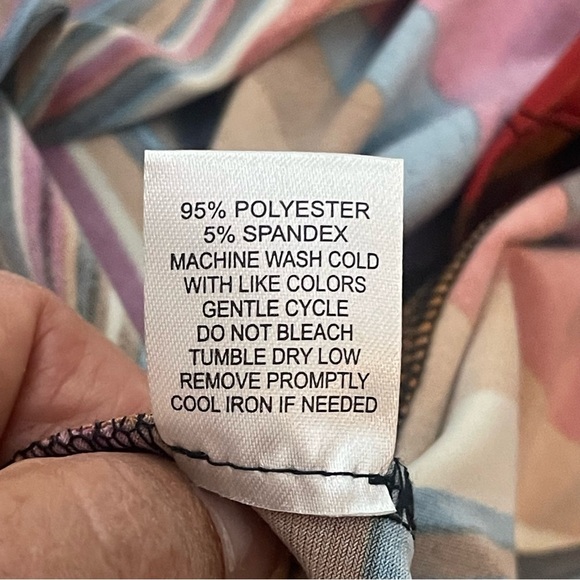 ❤️2/$15 or 3/$21❤️ CSC Studios Retro Swirled Long Sleeve Top, Size XS - Picture 12 of 13